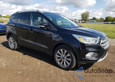 2017 Ford Escape Titanium из США, поврежденный, VIN 1FMCU9JD7HUC77588